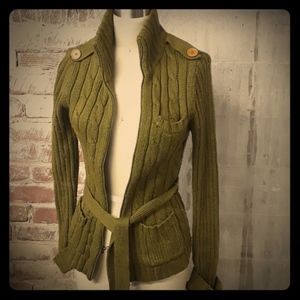 Moda International sweater size small